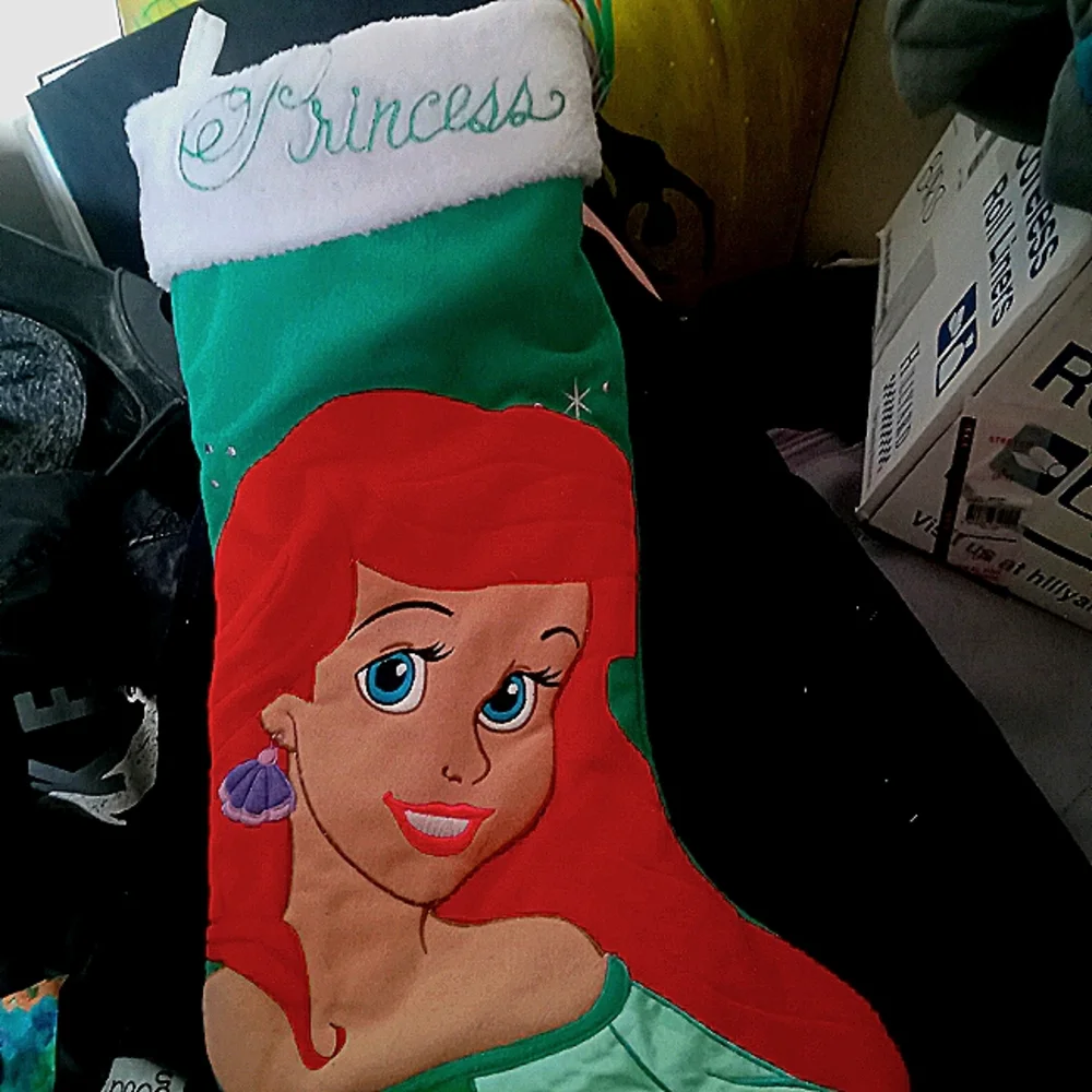 Aerial stocking - Picture 1 of 2